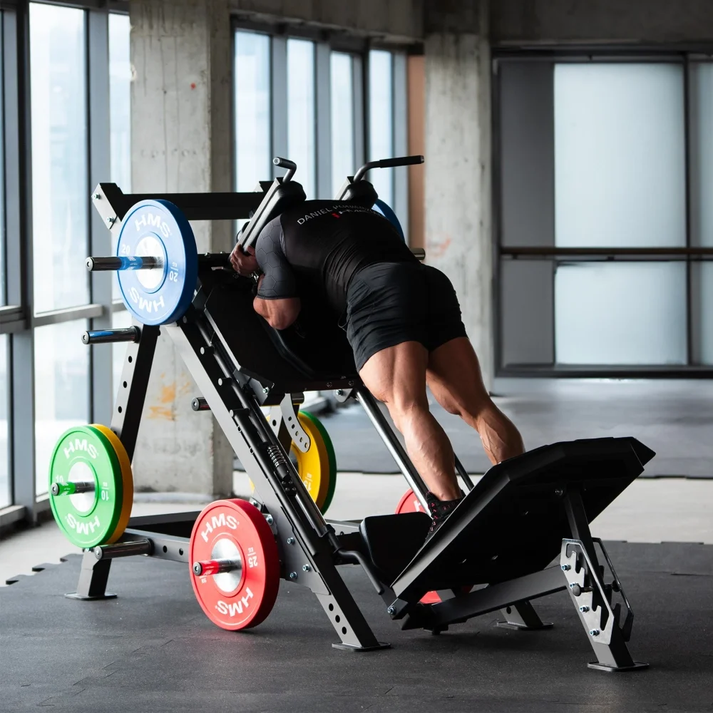 Hack squat trening na HMS LP3175 Hack squat trening na HMS LP3175