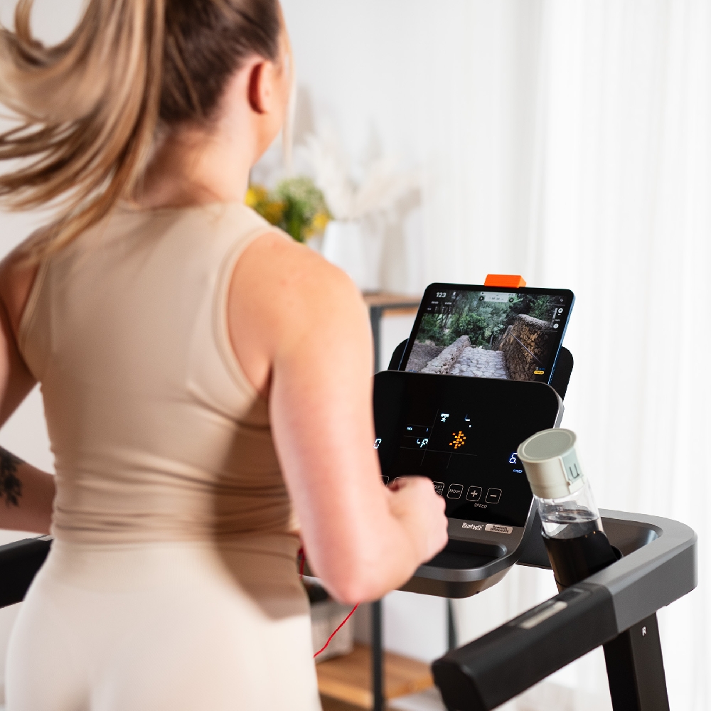 Traka za trčanje HMS BE5873 Traka za trčanje HMS BE5873