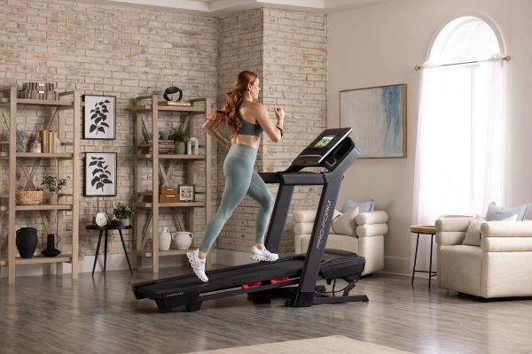 Tekalna steza ProForm Carbon TLX